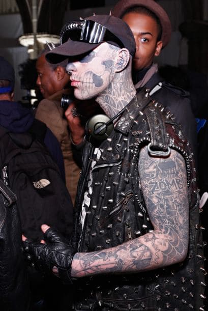 Debido a su aspecto a Rick se le conoce como "Zombie Boy"