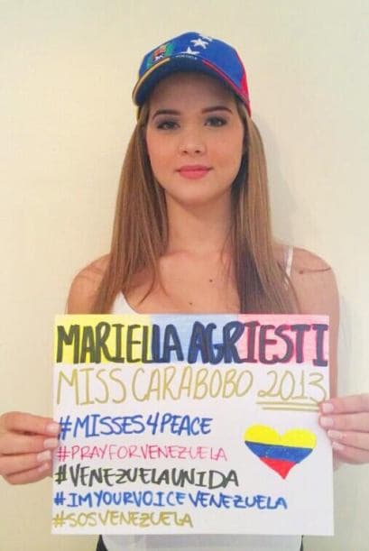 Mariella Agriesti, Miss Carabobo 2013, pide la paz para su país. Fotografía tomada de Twitter.