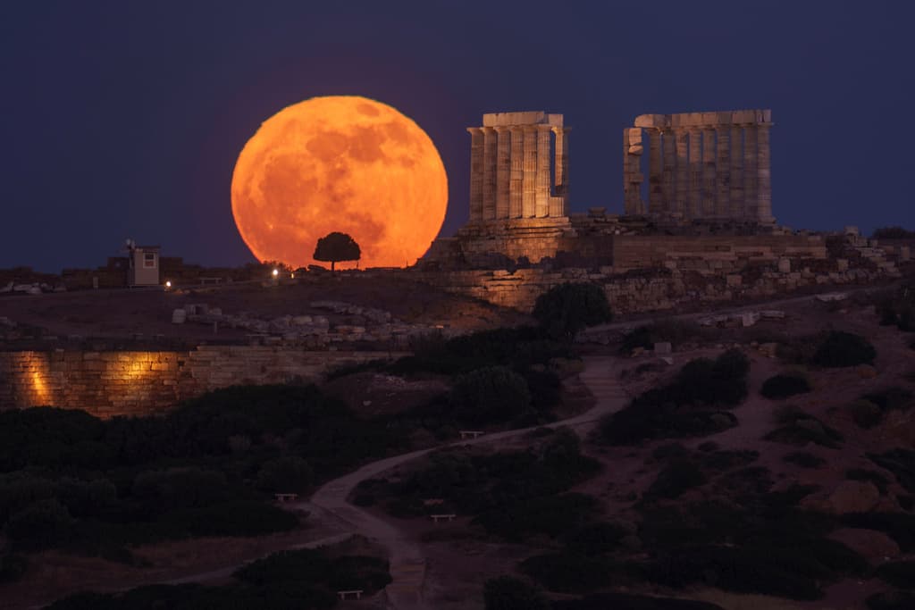 La ‘Luna rosa’, una 'microluna' que será visible este fin de semana: esto es lo que debes saber