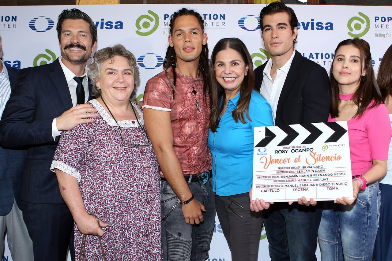 La producción de Rosy Ocampo planteará la posible solución a las problemáticas que presente a su audiencia. 
<br>