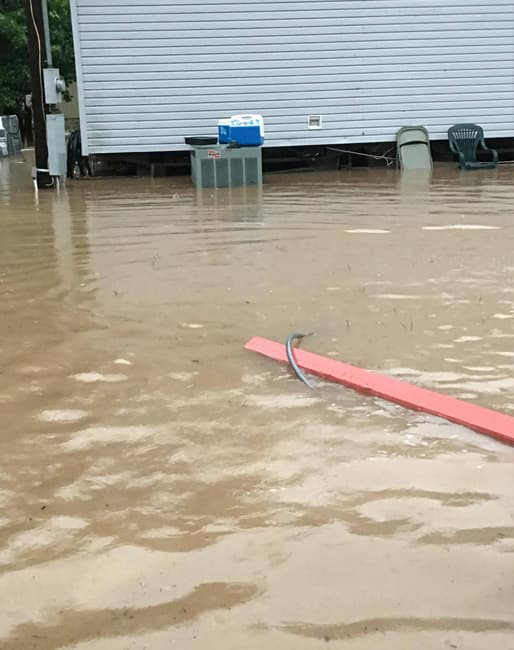 Pequeños poblados al norte de Houston sufren inundaciones tras las torrenciales lluvias: Conroe, Willis, Tomball, Brenham y Pinehurs