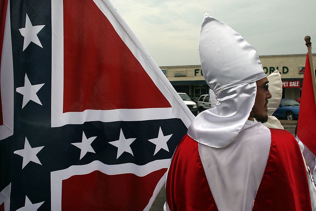 Cancelan un documental sobre el Ku Klux Klan al descubrirse pagos a participantes racistas