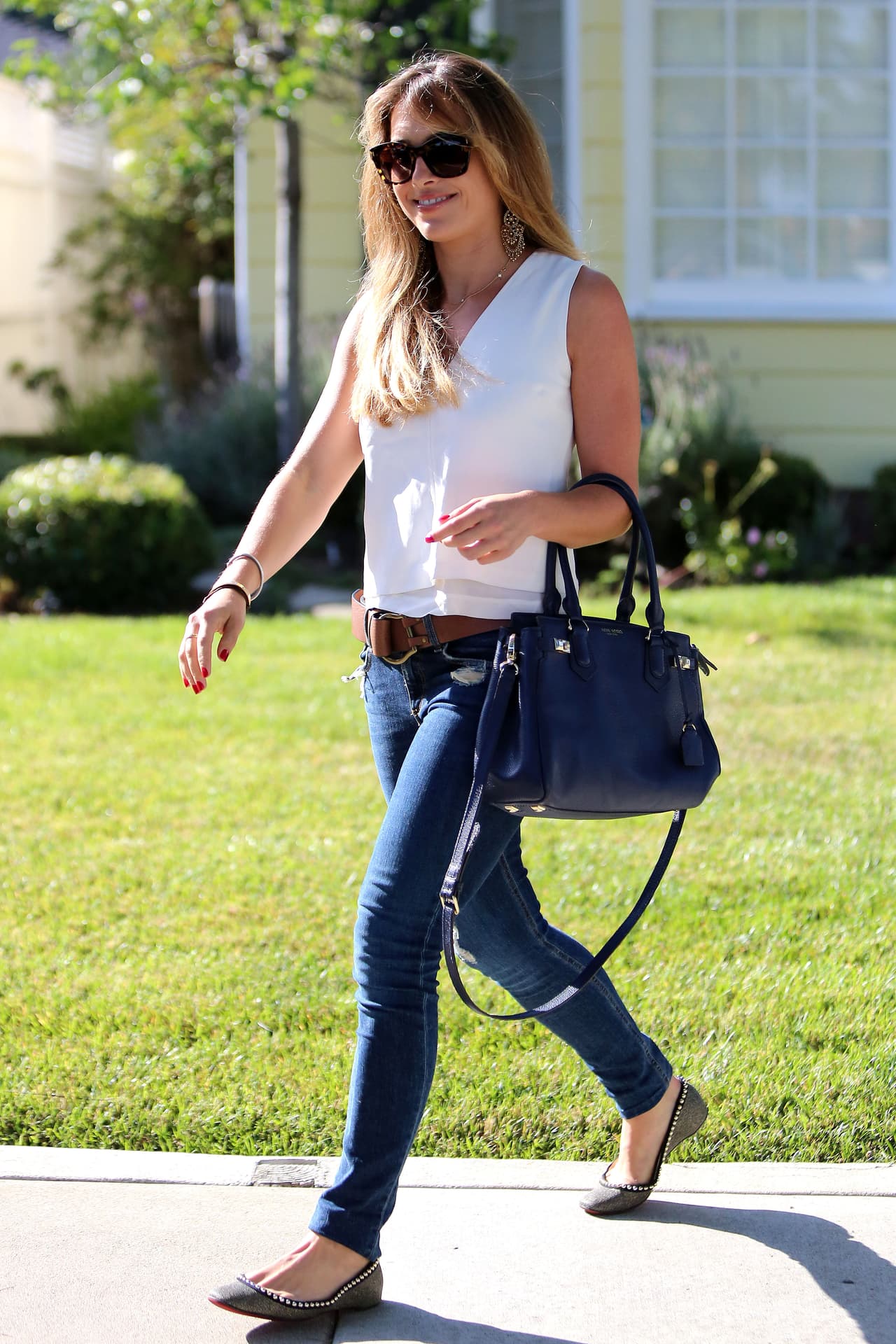 Supuestamente, Christine le dijo a sus amigas que estaba "completamente enamorada" del actor.