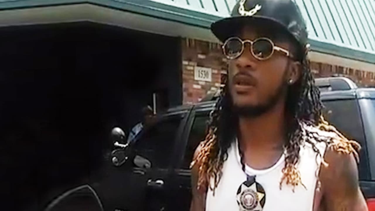 Un hombre se hace pasar por 'cazarrecompensas' y extorsiona a inmigrantes indocumentados