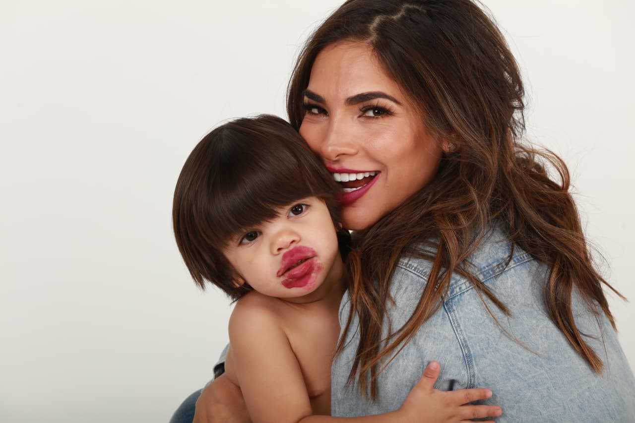 Como muchas madres, Alejandra ha experimentado en carne propia los berrinches de su hijo.