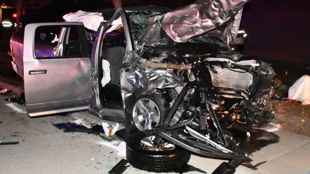 Huye de la policía a 105 mph y transmite por Facebook la persecución, dejando 4 personas muertas en Texas