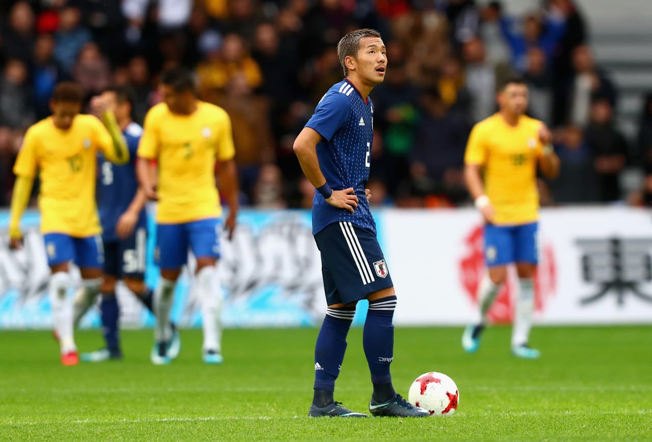 Los japoneses, apenas asimilando el partido, no podían creer que en tan poco tiempo ya estuvieran dos goles por debajo.