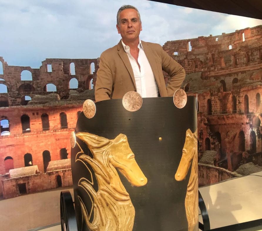 El examen también arrojó que Xavier Ortiz
<b><a href="https://www.univision.com/famosos/xavier-ortiz-garibaldi-muerte-suicidio-autopsia" target="_blank">no había consumido drogas</a></b> ni tampoco padecía alguna "enfermedad terminal".
<br>