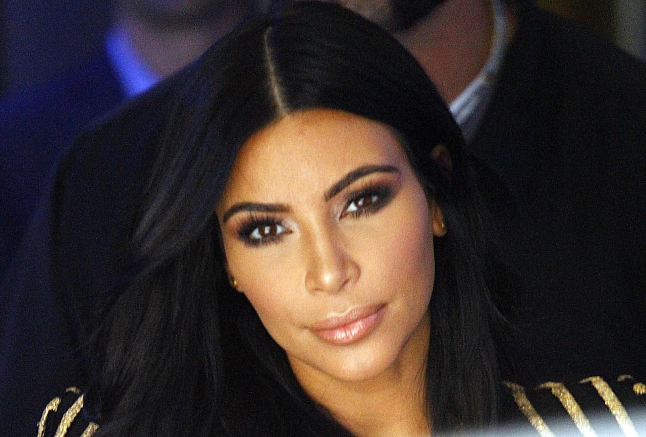 Kim Kardashian fue a un evento en Francia.