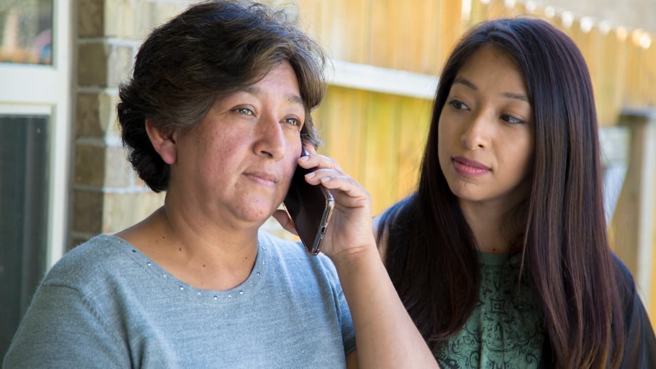 De vuelta a casa de sus padres a los 52 años: el dolor de un mexicano deportado y separado de su familia