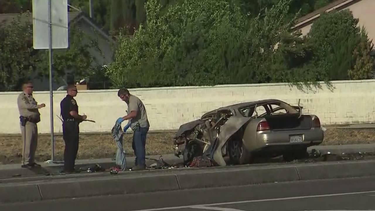 Una persecución que comenzó en la autopista 99 termina en un choque en una calle de Stockton
