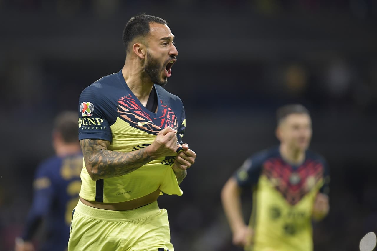 Con un auténtico juegazo de Alan Mozo, quien puso tres asistencias, además de los goles de Corozo y Meritao, Pumas fue mucho mejor que el América y lo eliminó en los Cuartos de Final del Grita México A21.