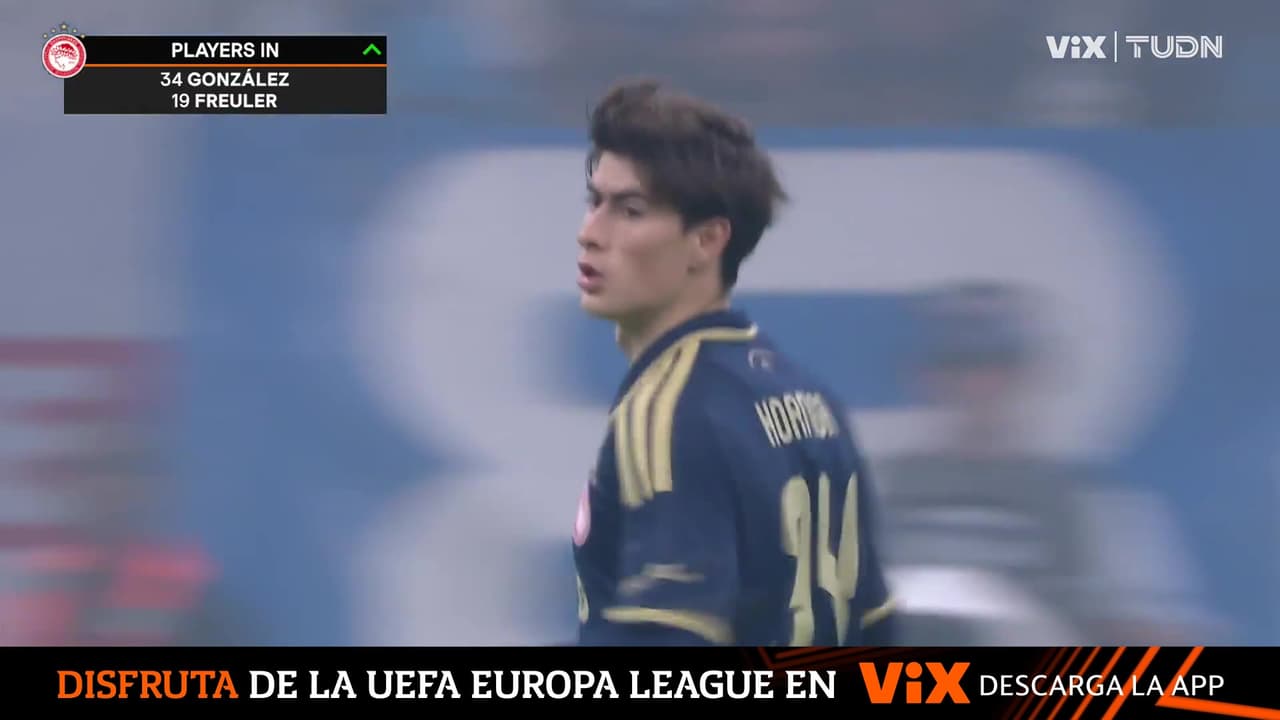 ¡Hormiga a la acción! El mexicano ingresa para aumentar la ventaja del Olympiacos