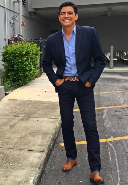 Orlando Segura nació un 16 de septiembre en Colombia.