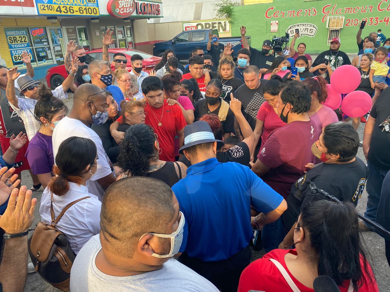 Si es declarado culpable, podría enfrentar 99 años de prisión. La próxima cita de Elizondo en la corte es el 18 de julio.