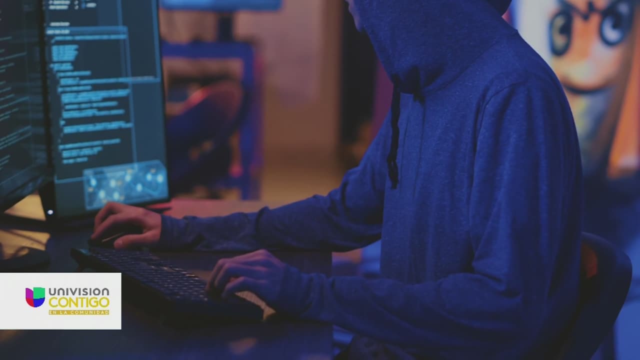 Cuidado: Estafadores imitan al IRS con voces de IA para robar