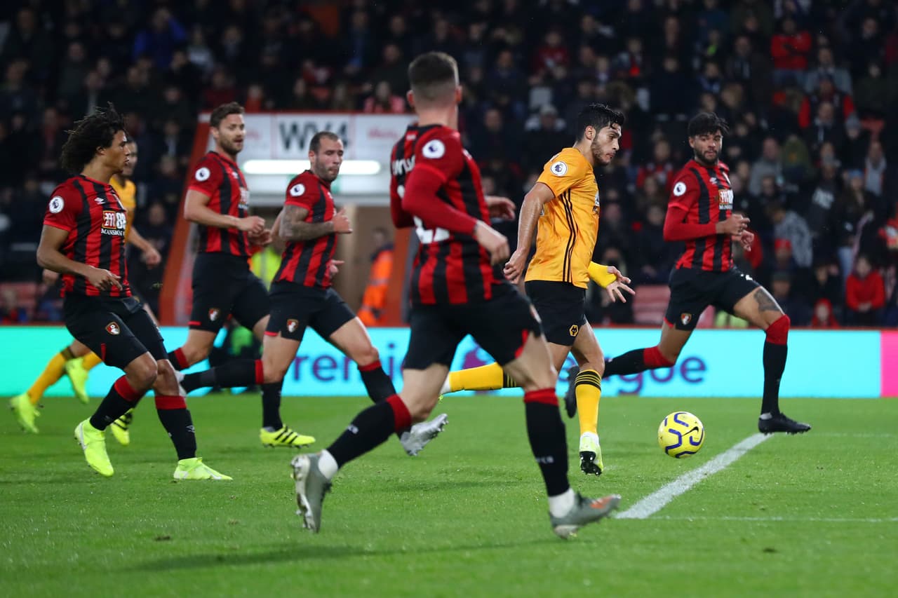 Moutinho (21’) abrió el marcador para los Wolves y Jiménez (31’) marcó el 2-0. Cook (59’) marcó el descuento.