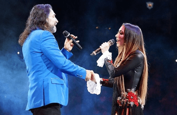 Alison y Marla Solís son también hijas de 'El Buki', producto de su matrimonio con la modelo puertorriqueña Cristina Solís.