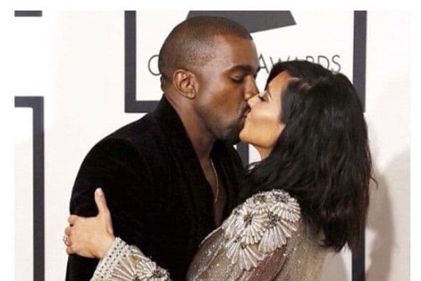 Estas son algunas de las imáganes más románticas que Kim comparte en redes sociales.