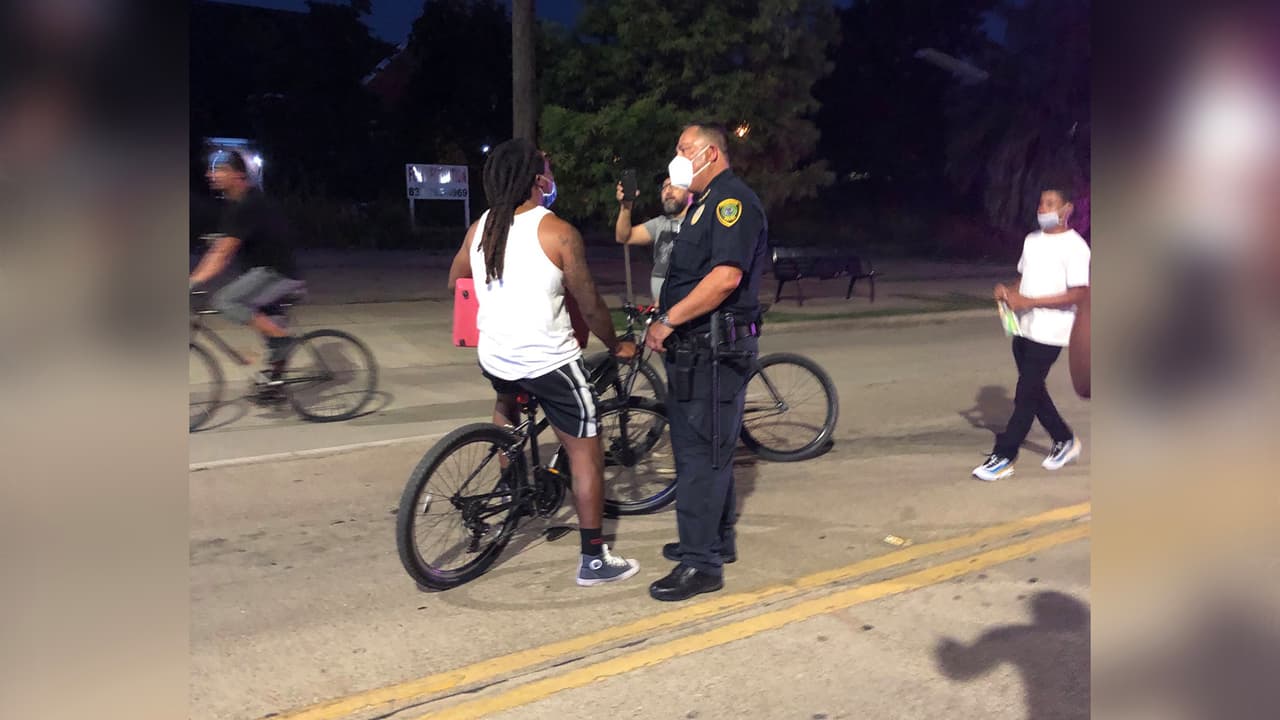 Los manifestantes pidieron justicia por la muerte de George Floyd, quien falleció el lunes 25 de mayo.