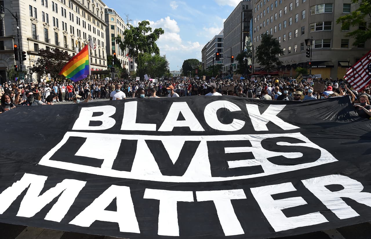 ‘Blacks lives matter’, el mensaje recurrente durante las manifestaciones por los derechos de los afroestadounidenses.