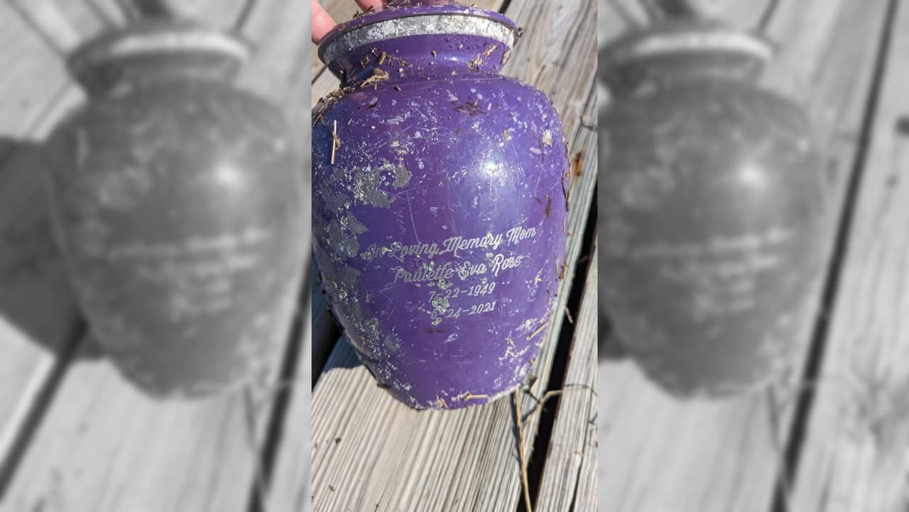 Hija recupera la urna de su madre después de ser arrastrada a tierra en Ocean City