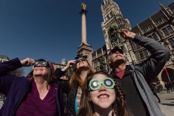 Una familia estadounidense pudo disfrutar en Munich, Alemania, de este fenómeno.