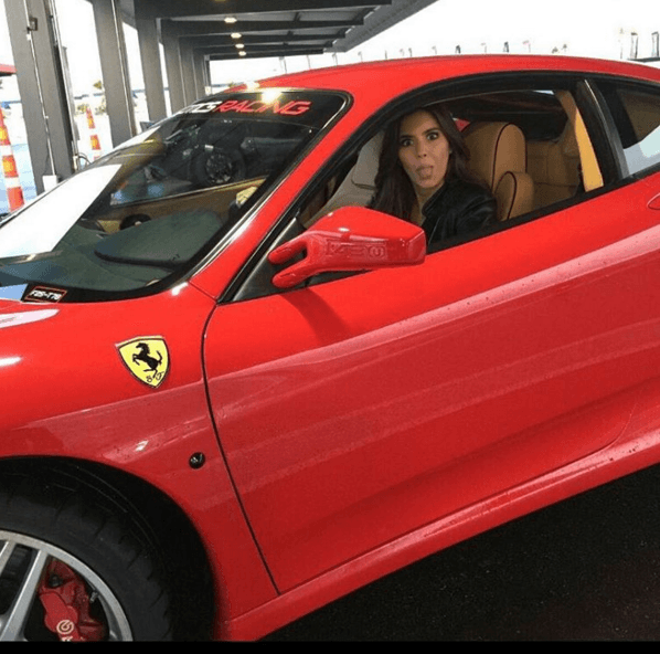 Paulina Vega llegó a todo lujo a la ciudad de Miami. Está lista para Premio Lo Nuestro.