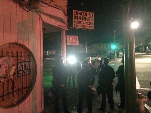 Usuarios de redes sociales compartieron fotos del bloqueo de la autopista 980 con el hashtag #JoeBart.