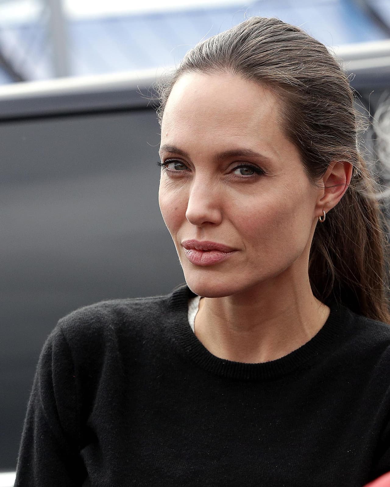 Angie ha expresado que no basta con el envío de ayuda humanitaria a estos sitios y dijo no tener esperanzas en que el drama de los refugiados llegue a su fin pronto.