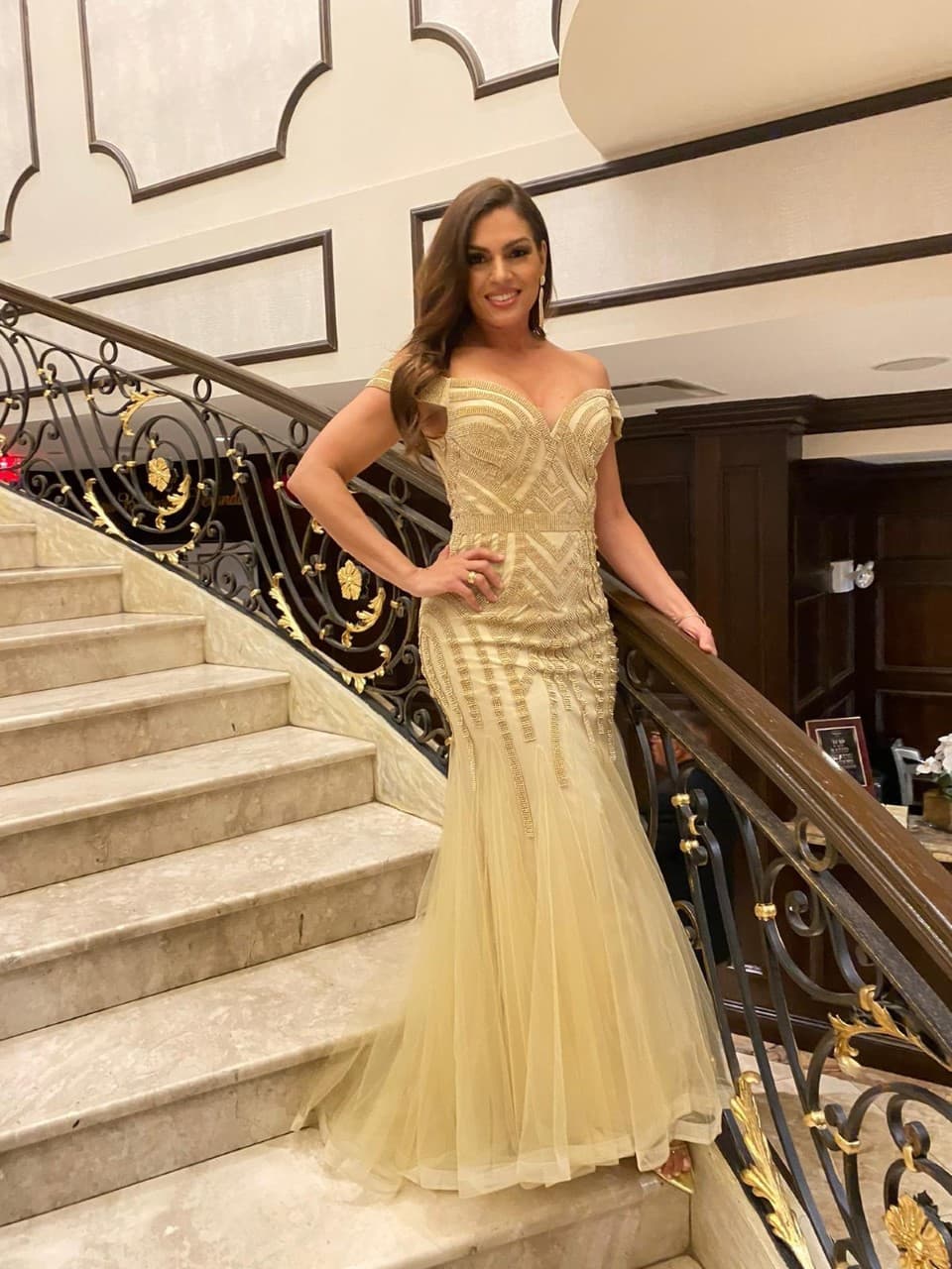 <b>Damaris Díaz</b>: "Voy a despedir el 2022 con muchísimo amor y agradecimiento en mi corazón por todo lo que he recibido durante este año… más vida para compartir con la gente que amo, más salud para disfrutar de las cosas que me emocionan, más deseos de seguir trabajando para lograr mis metas, y más ilusión para seguir soñando", Damaris Díaz.