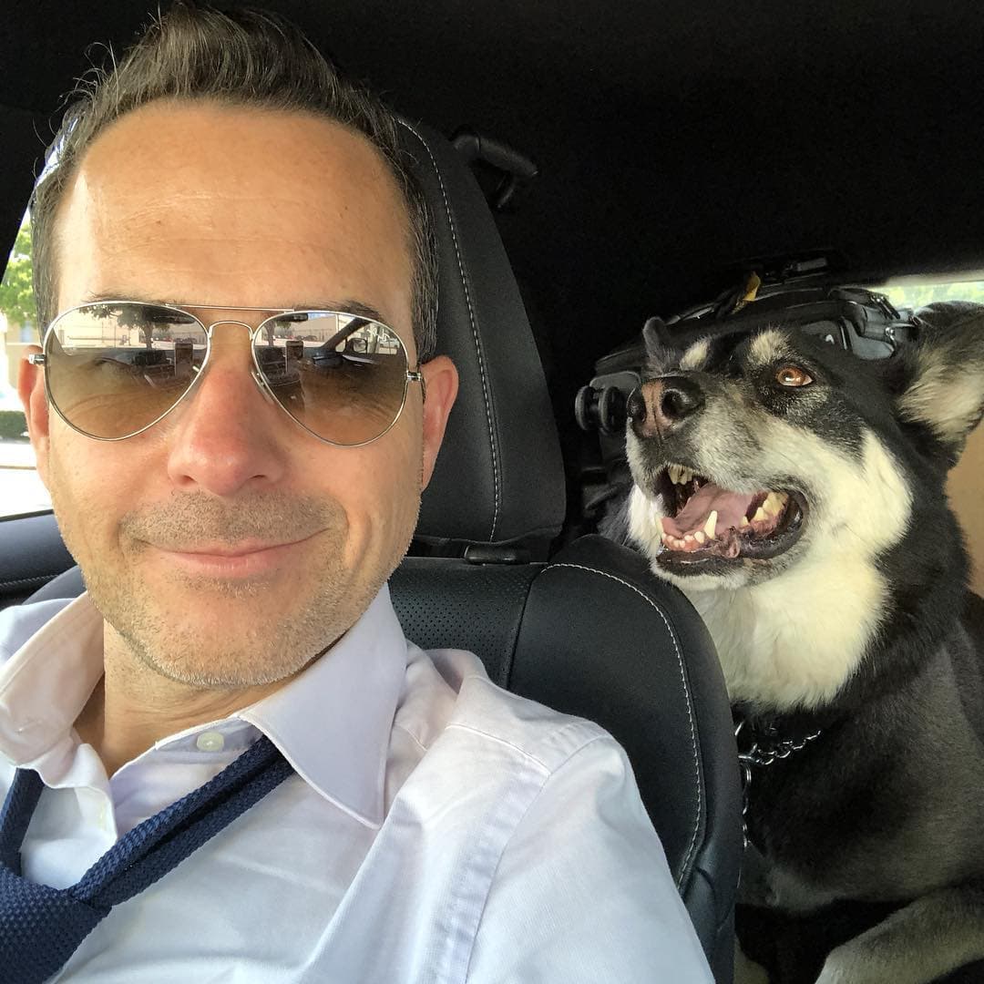 En una de las entrevistas mencionó que pasando el reposo absoluto tendrá que llevar una férula ortopédica por al menos dos meses.