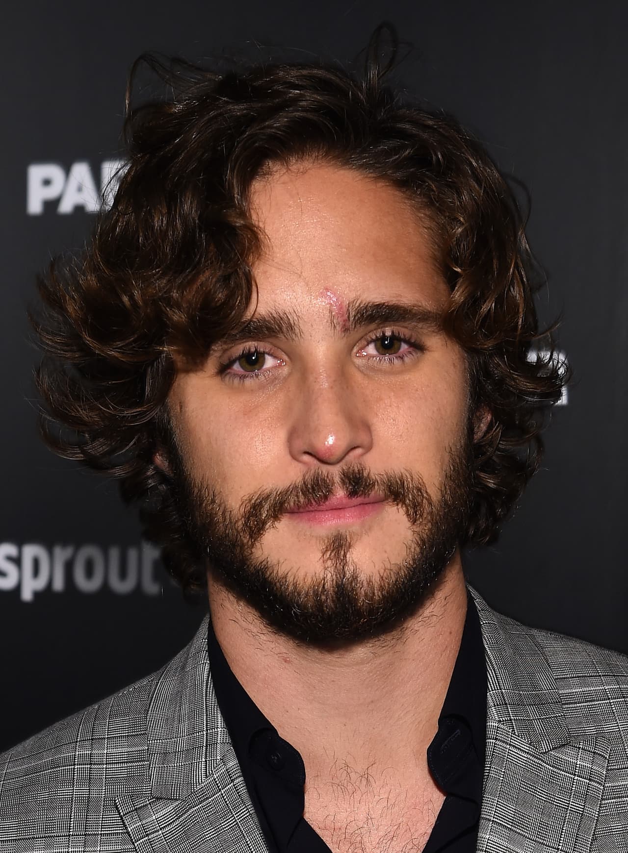 "Luego me fui a trabajar a Malta y después de estar mandándonos mensajes por un tiempo, se me ocurrió algo".