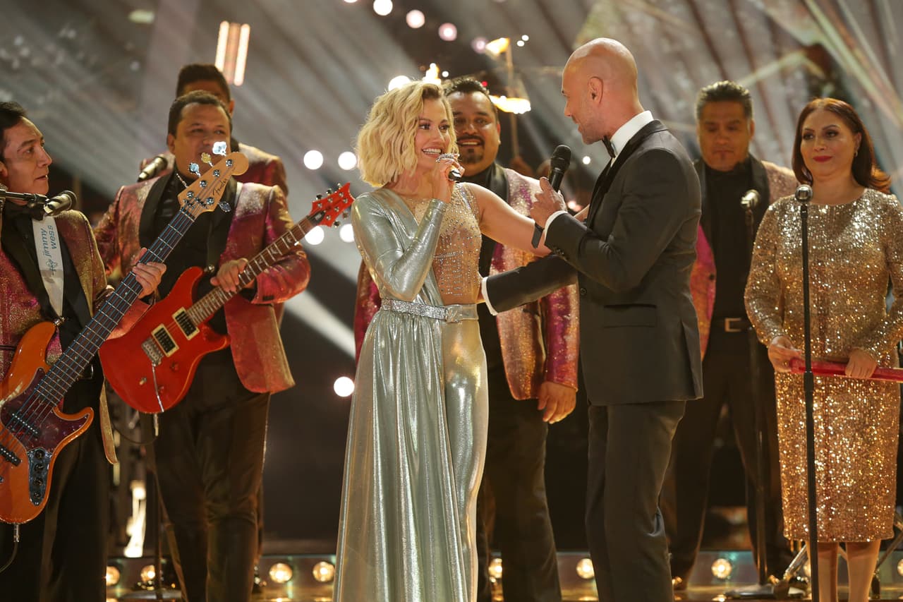 Javier Poza fue el encargado de darle la bienvenida a los invitados de lujo.