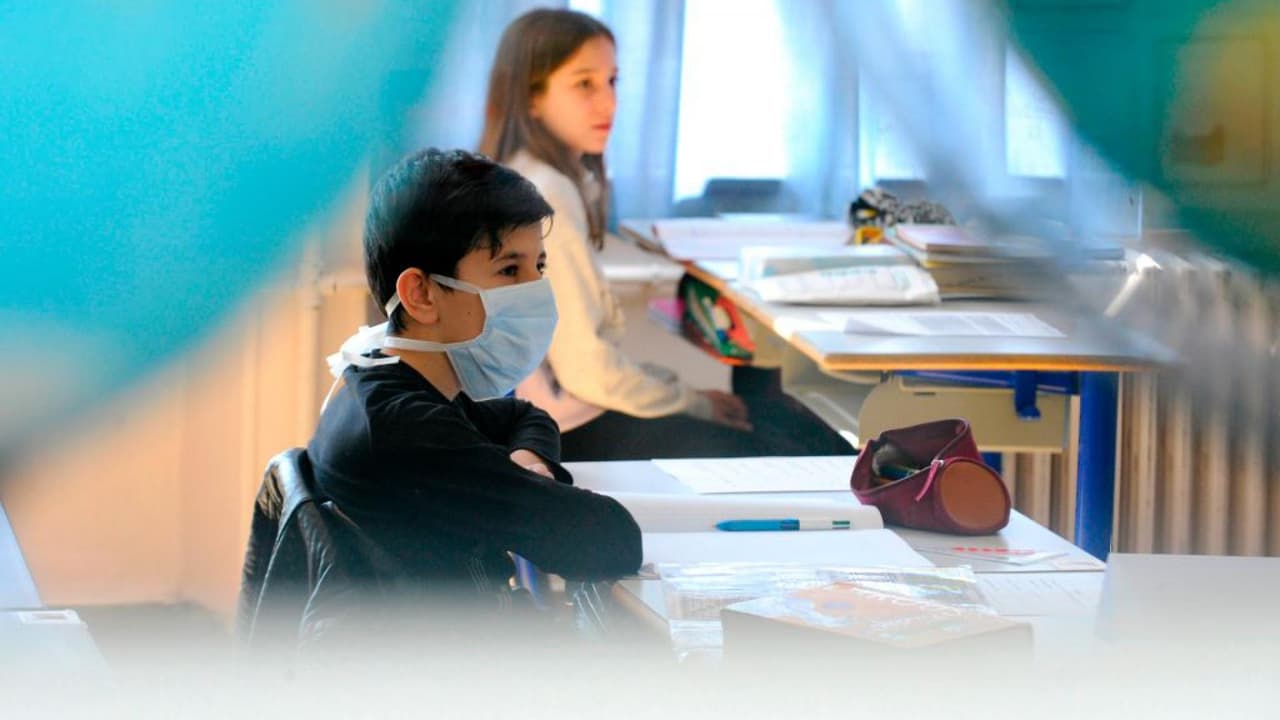  Regreso a clase: tratan de evitar ola de contagios de coronavirus en escuelas de Los Ángeles