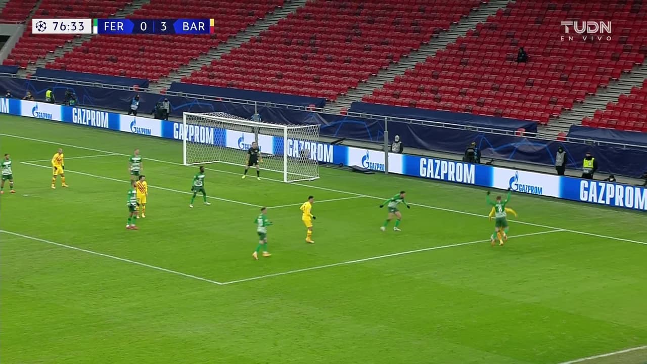 ¡TIRO ATAJADO! disparo por Ousmane Dembele.