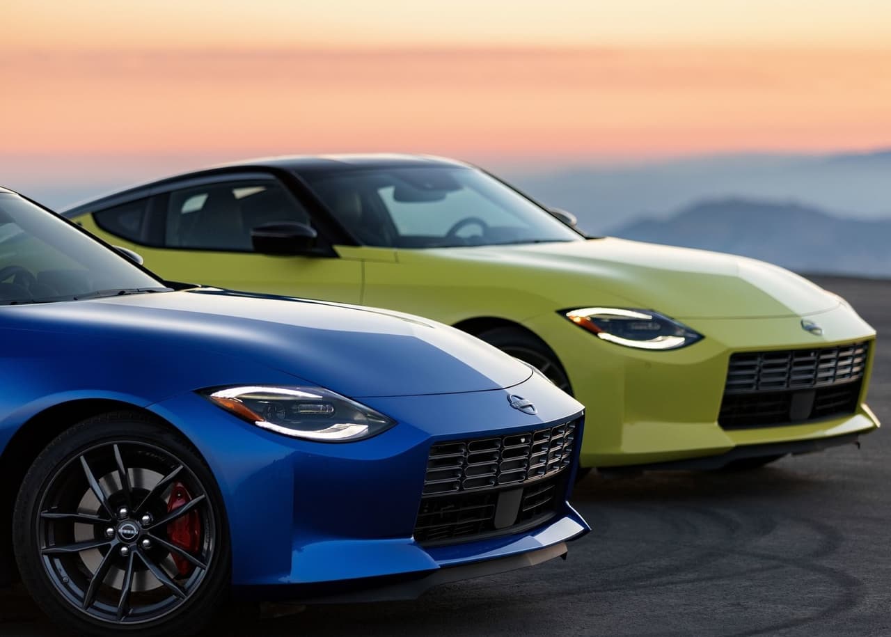 En Estados Unidos, Nissan comercializará el Z en dos niveles de equipamiento: Sport y Performance.