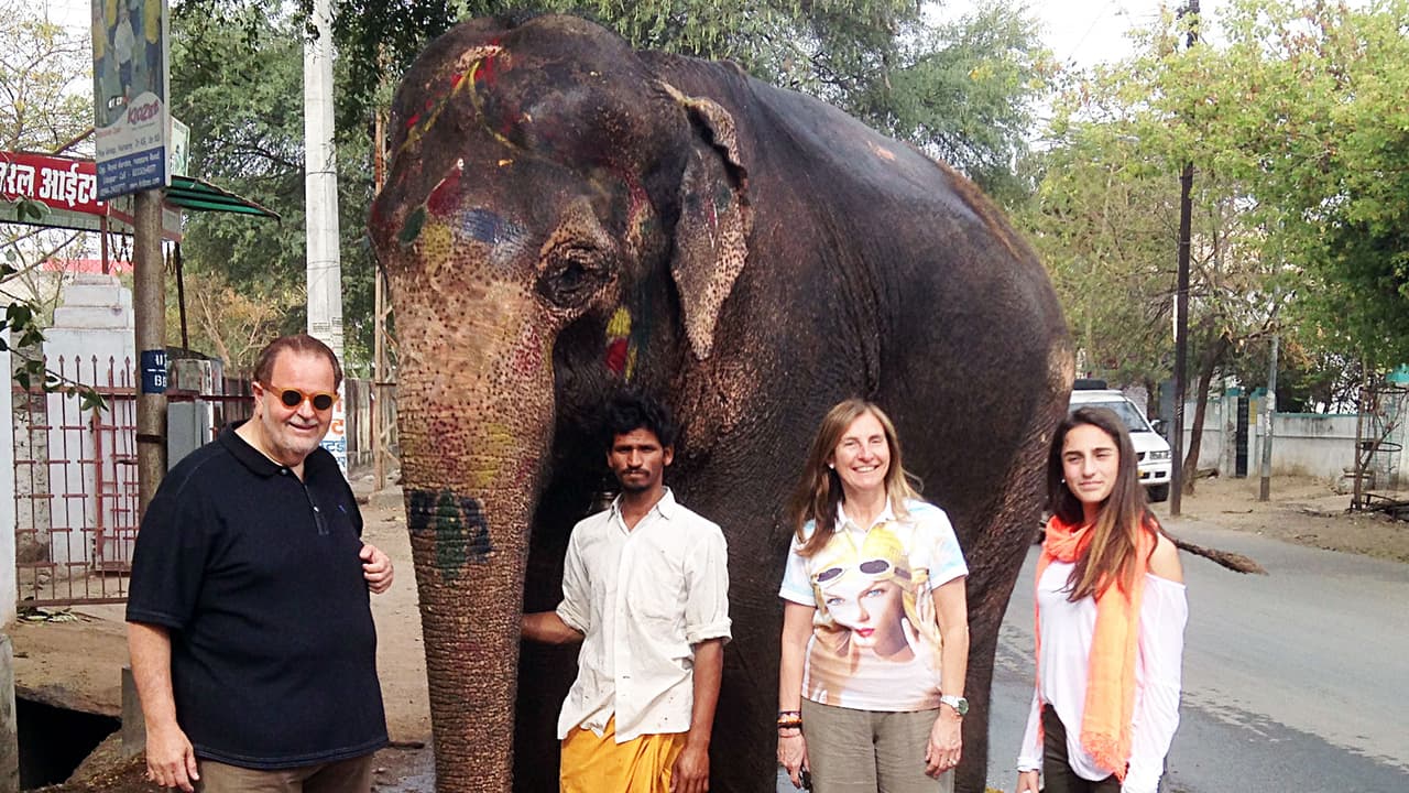 Raúl y Mia en la India.