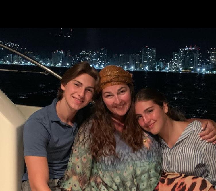 Sin embargo, el haber aumentado un poco de peso no le preocupa, pues considera un logro el haber
<b>dejado el tabaco</b>.
<br>