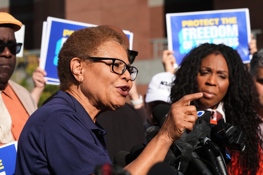 Bass enfrenta reelección difícil tras incendio de Palisades y críticas por gestión municipal