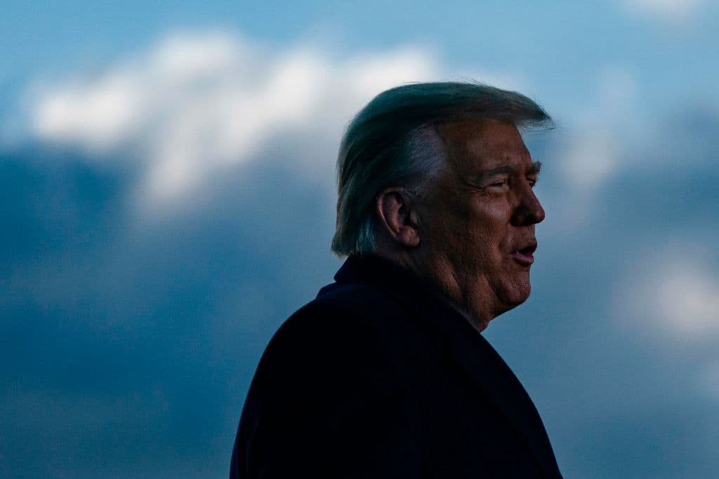 Trump pidió supervisar documentos que el FBI sacó de su casa: tiene hasta el viernes para elaborar argumentos