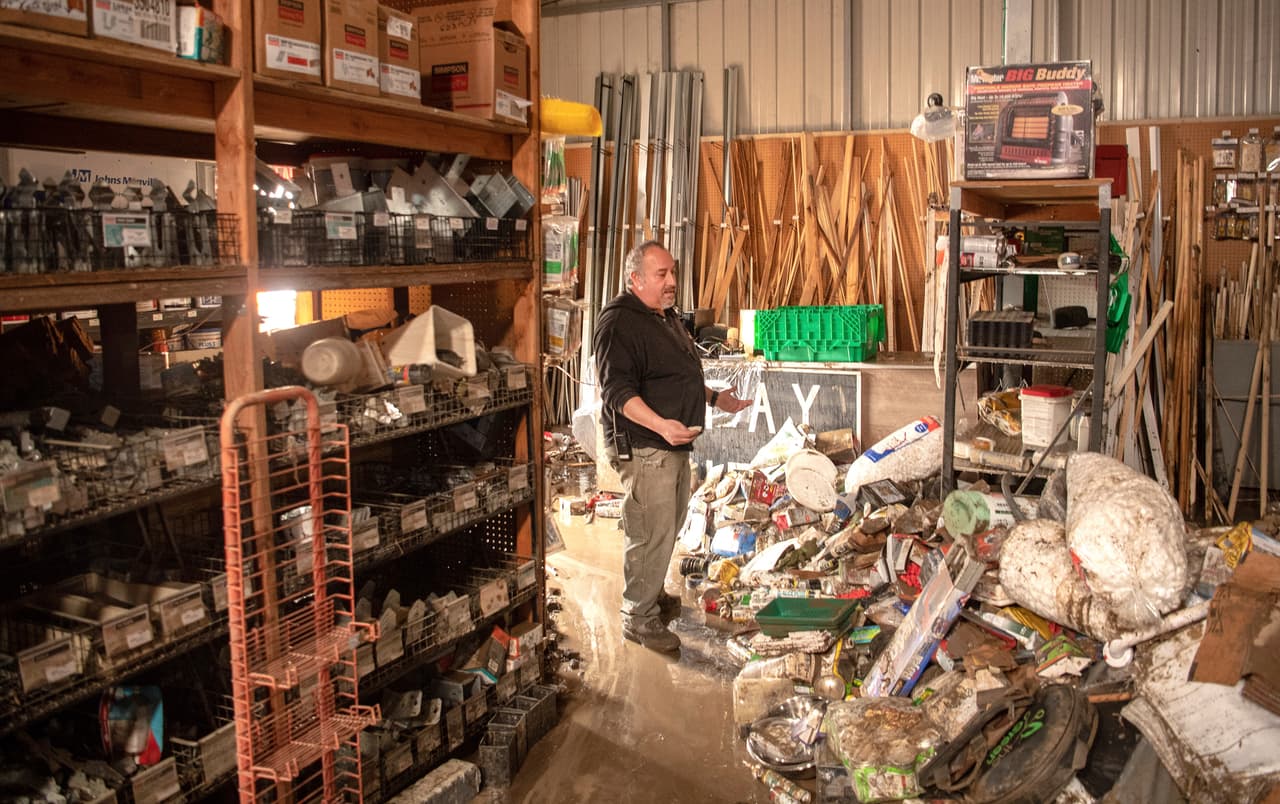 La declaratoria del gobernador de California ayudó a facilitar las labores de los equipos de rescate para ayudar a los damnificados por las inundaciones.
<br>