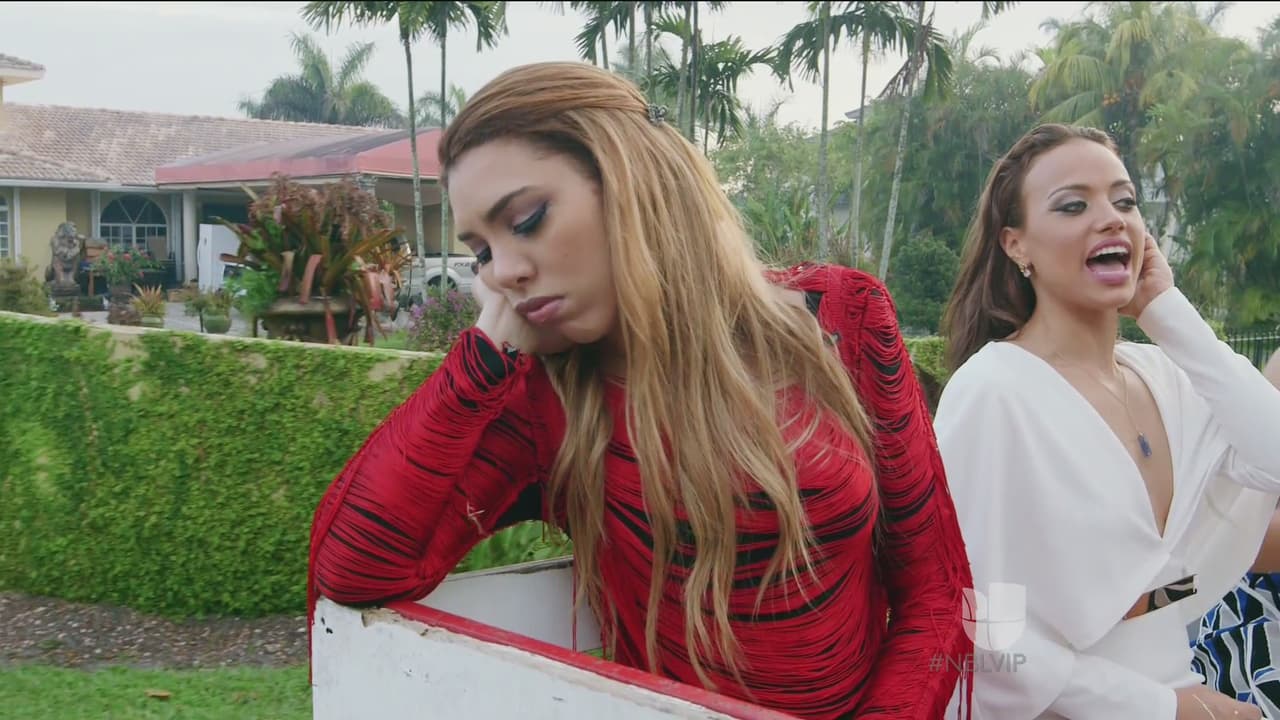 Pero Zoila parece no estar tan contenta con el asunto.