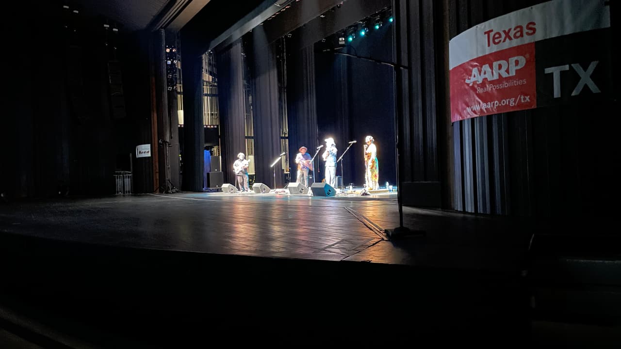 El evento fue organizado por el Teatro Miller, el
<a href="https://www.facebook.com/ConsulmexHou" target="_blank">Consulado General de México</a> y Univision.