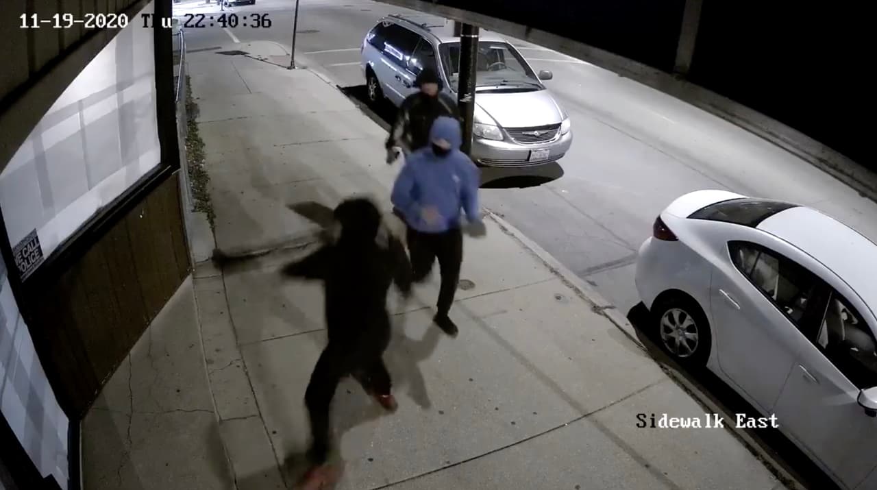 Atacan por tercera vez en el año la oficina del concejal del Distrito 15 Raymond López