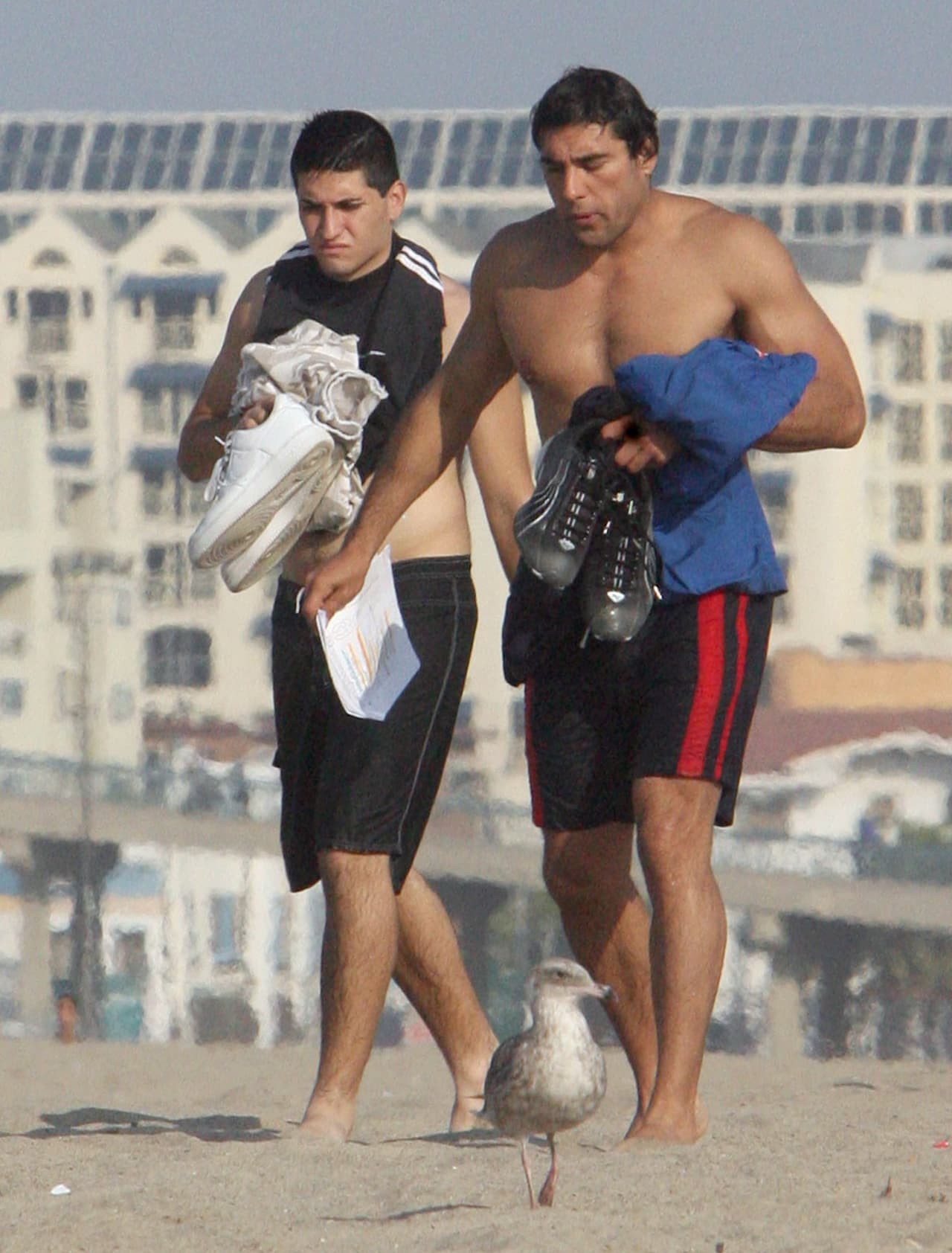 Eduardo Yáñez Jr. aseguró que su distanciamiento fue luego de una acalorada discusión debido a una carta que le llegó al actor por un adeudo de impuestos por 85,000 dólares, así como un pedido para que su hijo reclutara a un experto que lo auxiliara en dicha deuda.