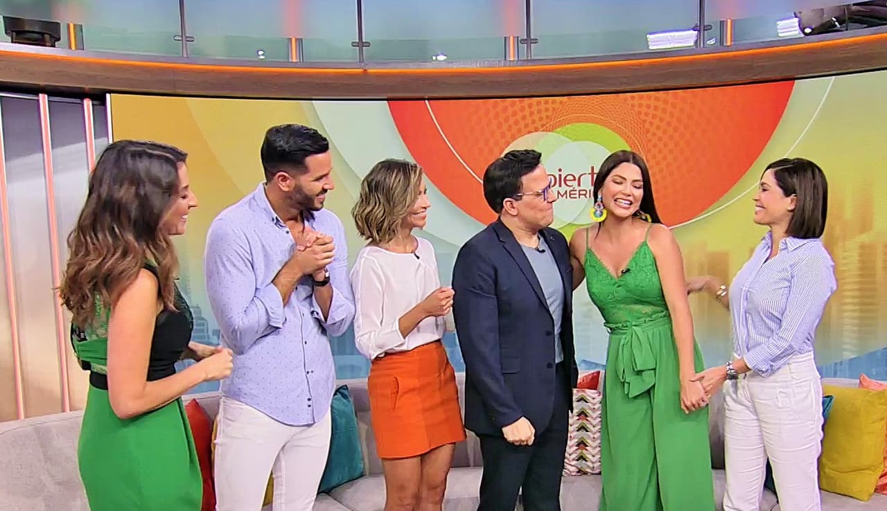 El mensaje tenía un transfondo y lo entendimos este jueves 25 de julio cuando Ana Patricia anunció que cerraría un ciclo en el programa, luego de aceptar conducir el reality show Enamorándonos, un programa dedicado cien por ciento al amor.