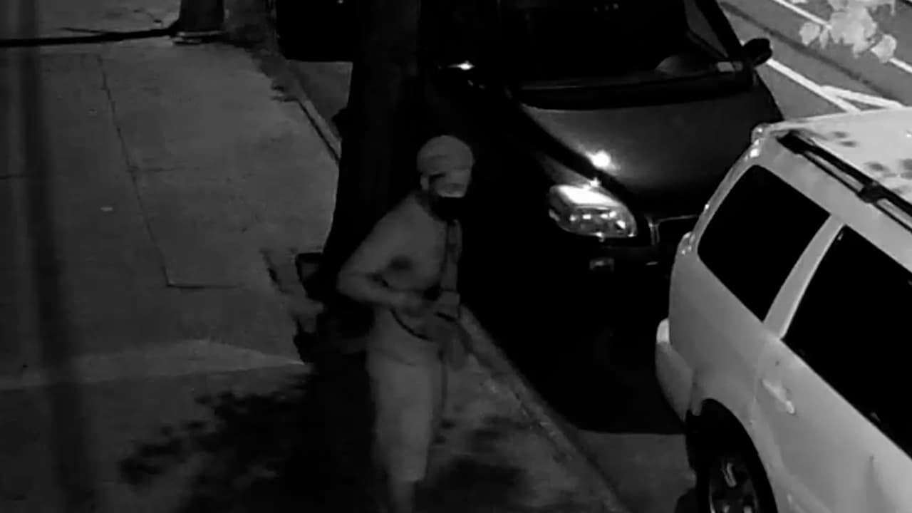 ¿Lo reconoce? Policía busca ayuda para identificar a sospechoso de robo en el Bronx