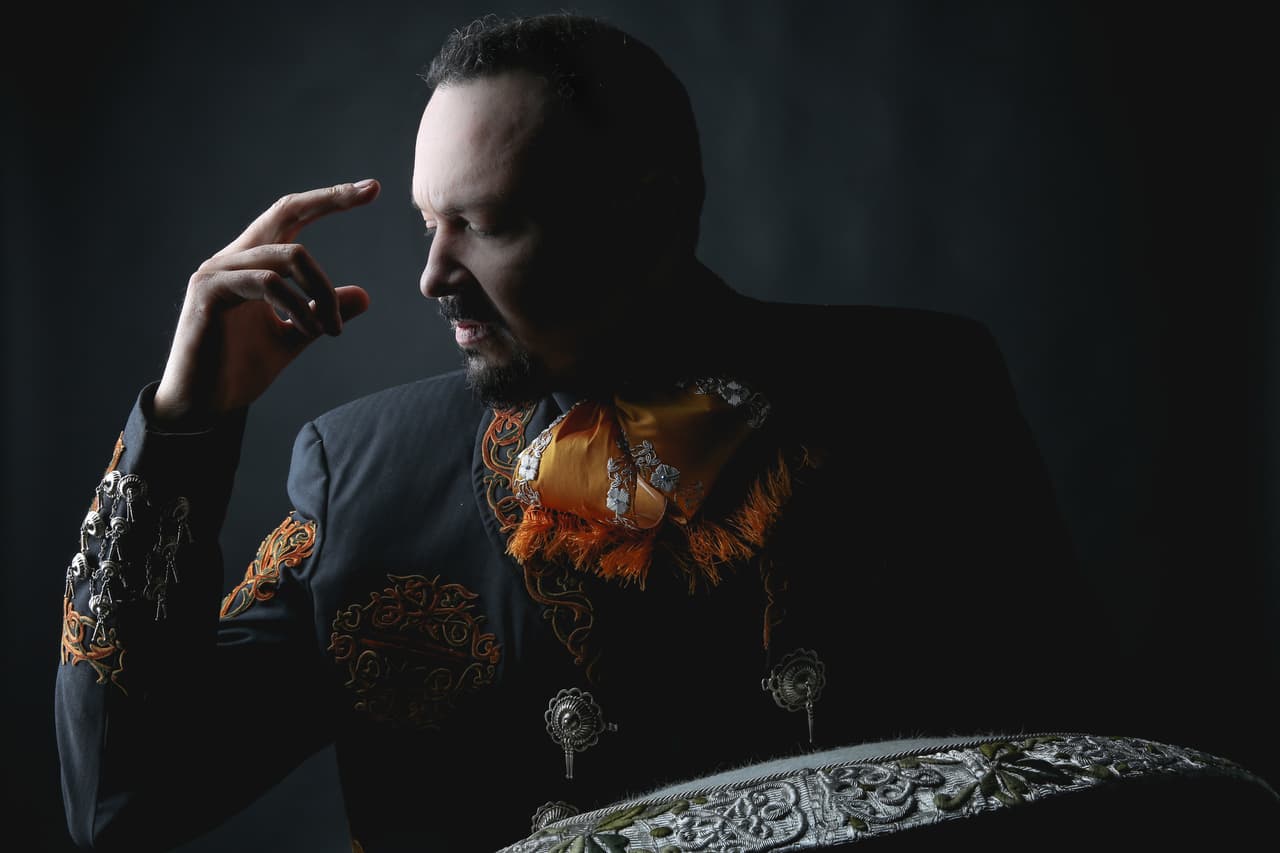 La leyenda de la música ranchera con más de 25 años de carrera, 
<b>Pepe Aguilar</b>, actuará en el escenario de los Latin GRAMMY 2019. Aguilar ha estado nominado 16 veces a estos premios.