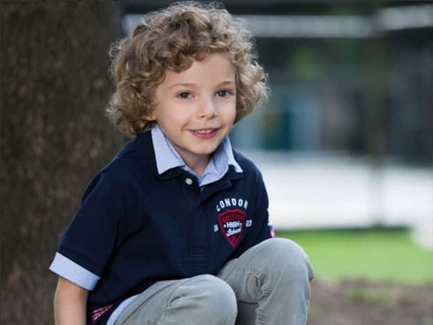 <b>Diego Escalona</b> es el nombre de esta promesa de la actuación. A él lo hemos visto en otros proyectos como 'A que no me dejas' y 'Mujeres de negro',